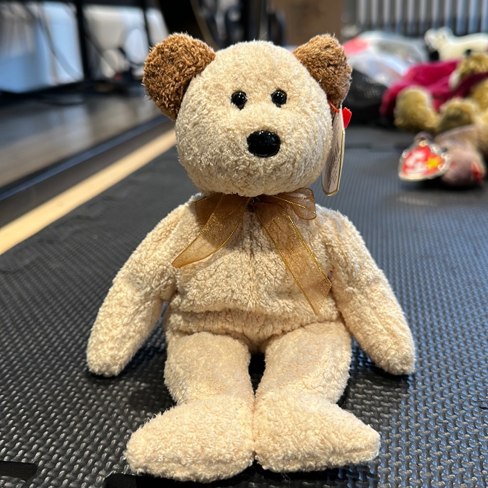 5/$30 - Beanie Baby - Huggy